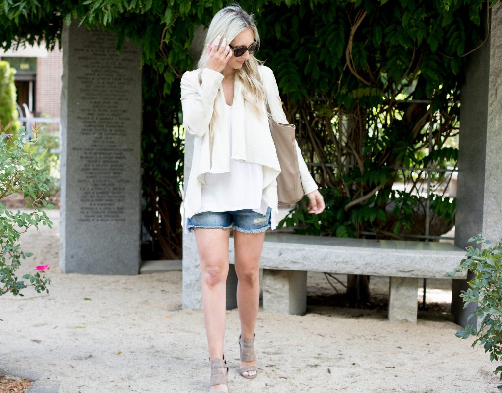 The top 5 ways to wear jean shorts this summer, with Emily Farren Wieczorek of Two Peas in a Prada, Zappos, and Blank NYC