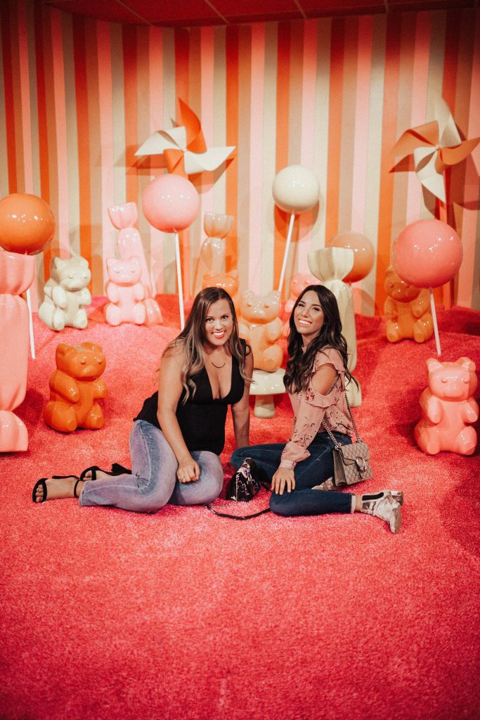 Ashley Zeal from the Two Peas in a Prada shares her experience from the Museum of Ice Cream opening in San Francisco. Wearing an Ivanka Trump bag. 