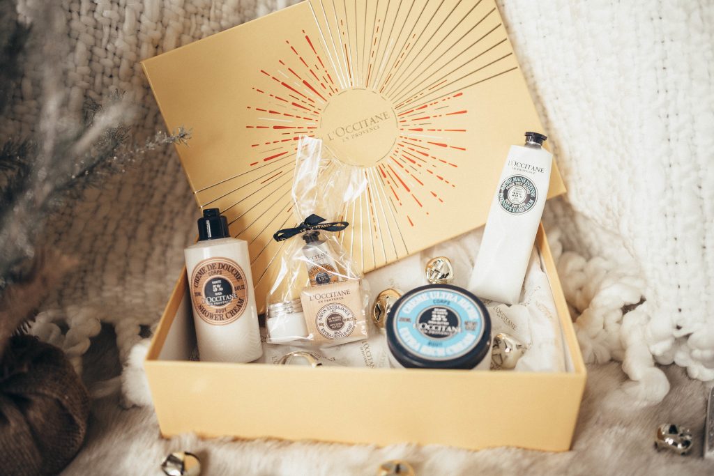 Ashley Zeal from Two Peas in a Prada shares the best holiday gifts from L'Occitane. Top San Francisco blogger. 