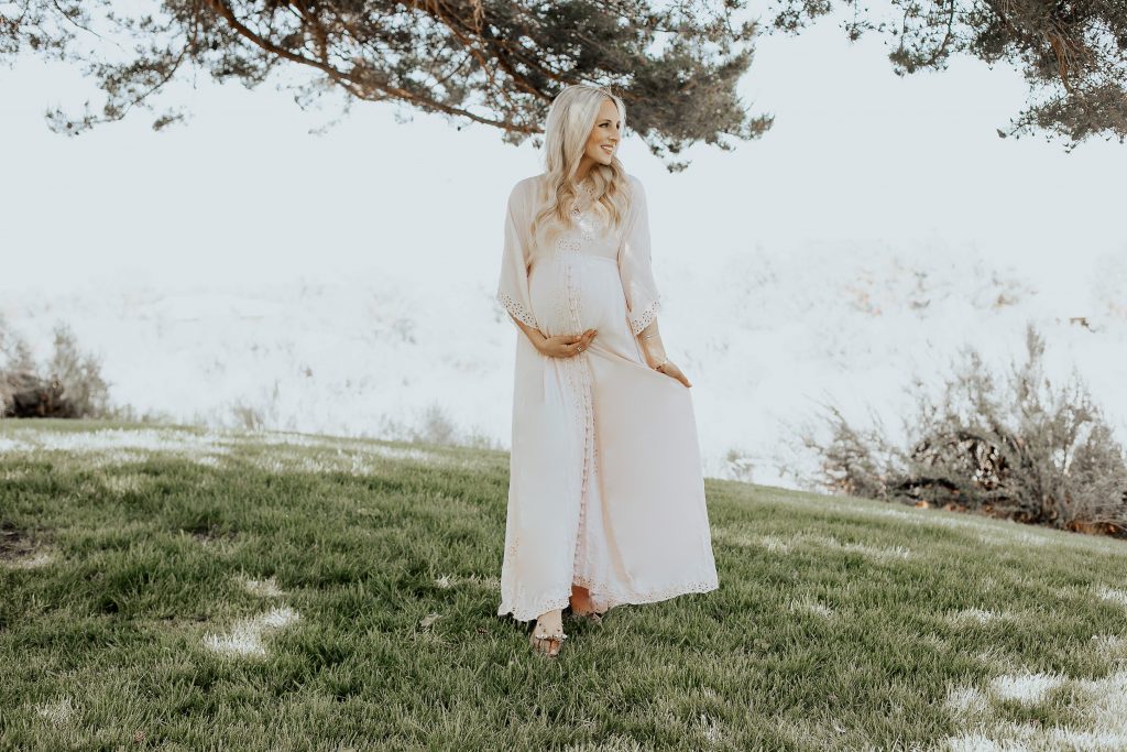 Emily Farren Wieczorek of Two Peas in a Prada talks about the importance of writing a birth plan, what is on hers, and how to start yours. 