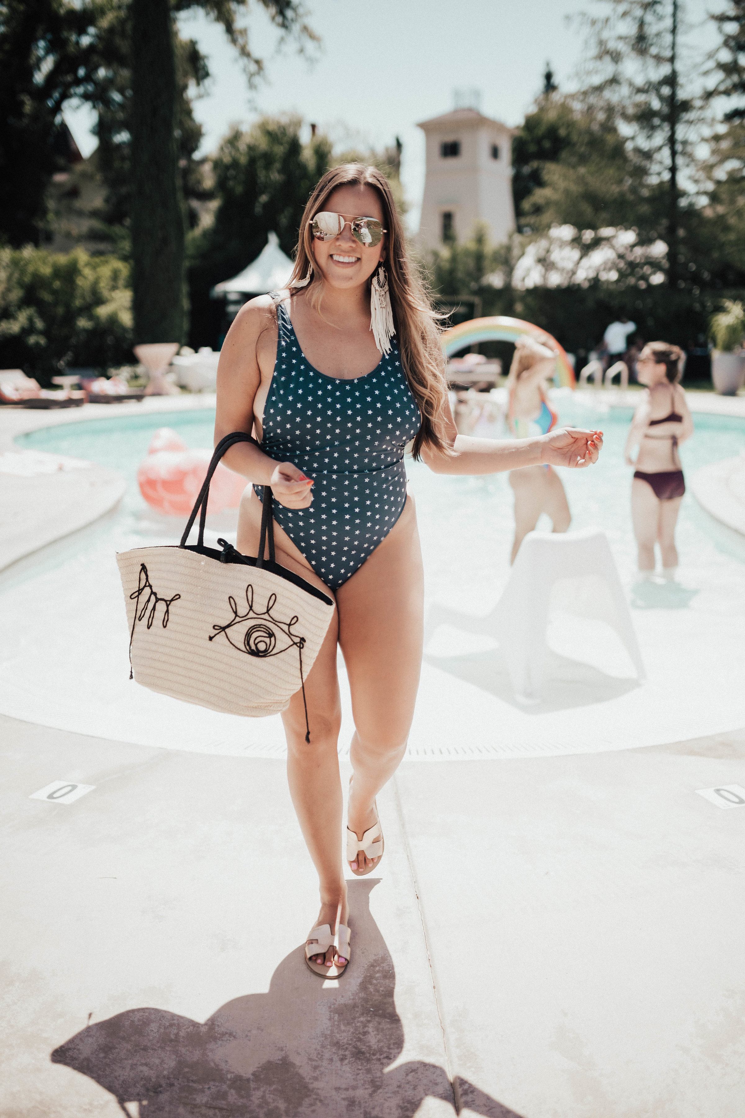 Ashley Zeal from Two Peas in a Prada shares the perfect 4th of july swimsuit. 