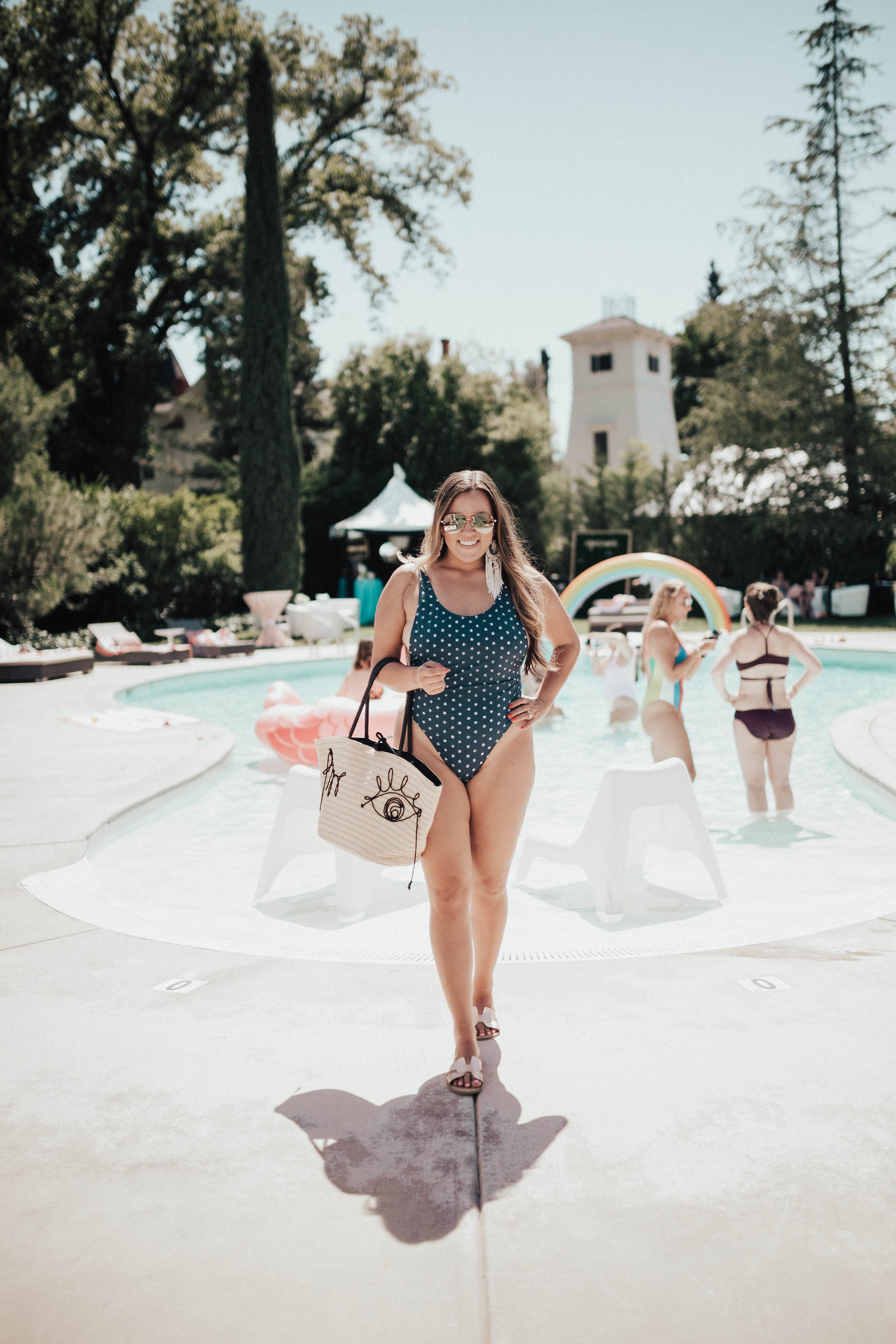 Ashley Zeal from Two Peas in a Prada shares the perfect 4th of july swimsuit. 