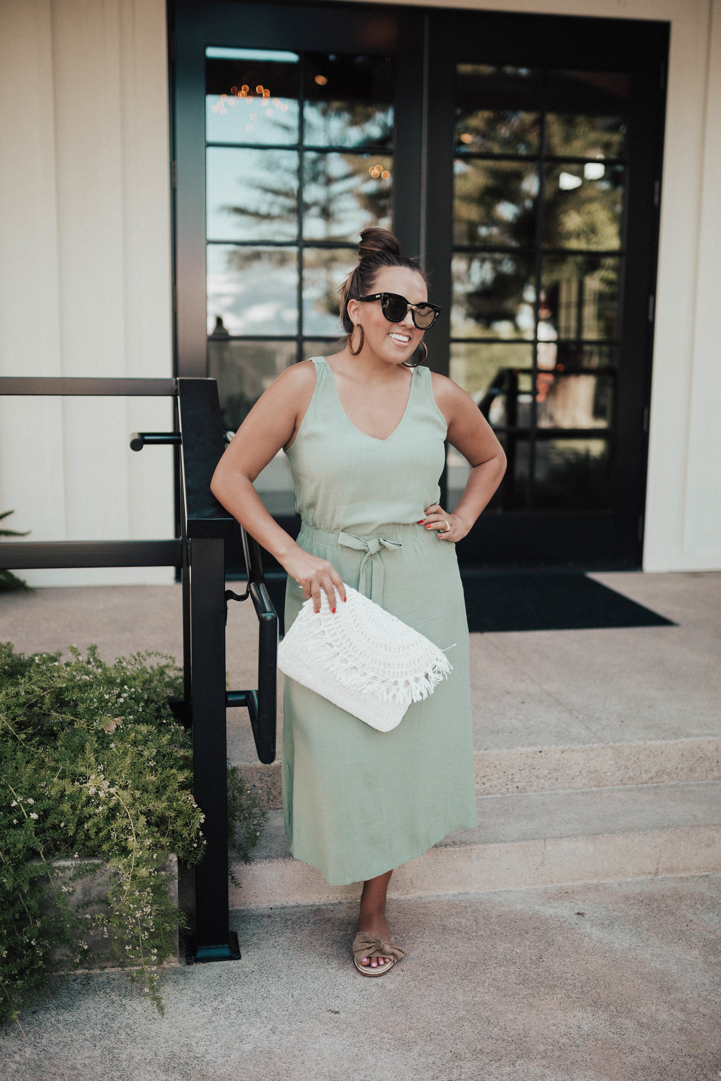 Ashley Zeal shares her experience at Park Winters Summerland 2018. She is wearing a Treasure and Bond dress from Nordstrom. 