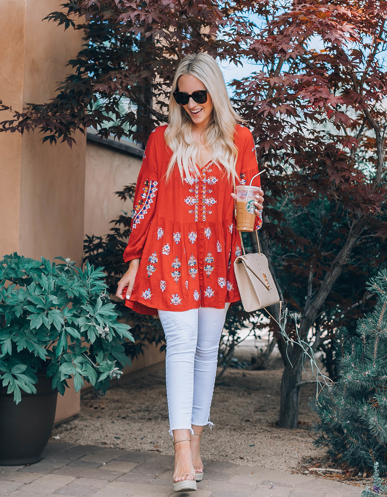Emily Farren Wieczorek talks about her vacation at Lake Tahoe, her new favorite Free People top, and going back to work after maternity leave. 