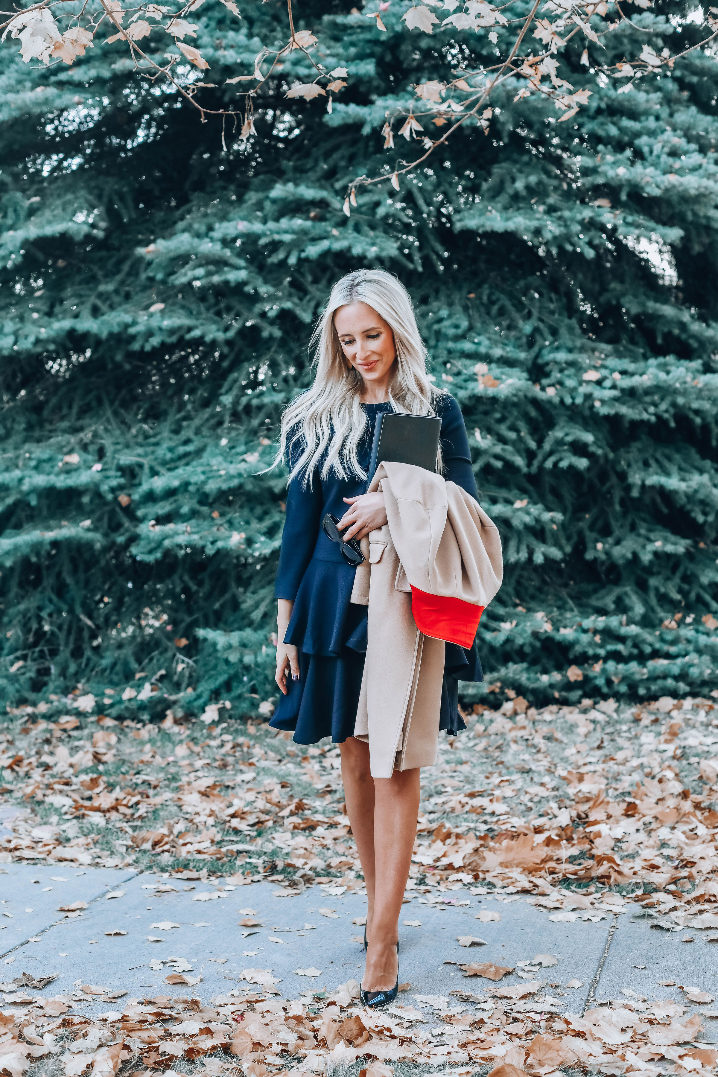 Reno Blogger, Emily Farren Wieczorek shares her favorite holiday outfits and how she shops at Nordstrom for all her holiday dressing needs. 