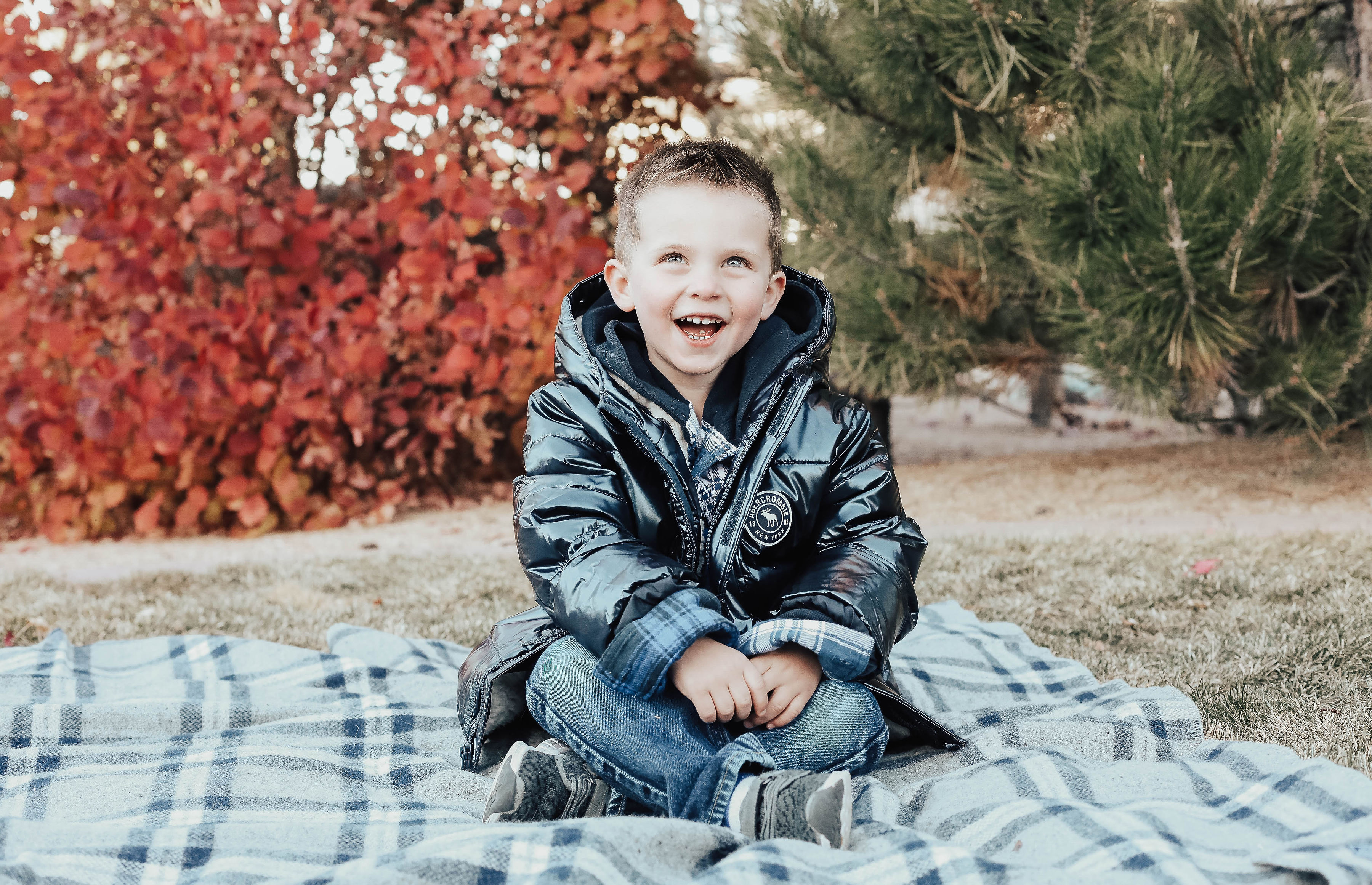 Reno Nevada Blogger Emily Farren Wieczorek of Two Peas in a Prada talks about her favorite store for winter weather gear for her son - Abercrombie & Fitch Kids.