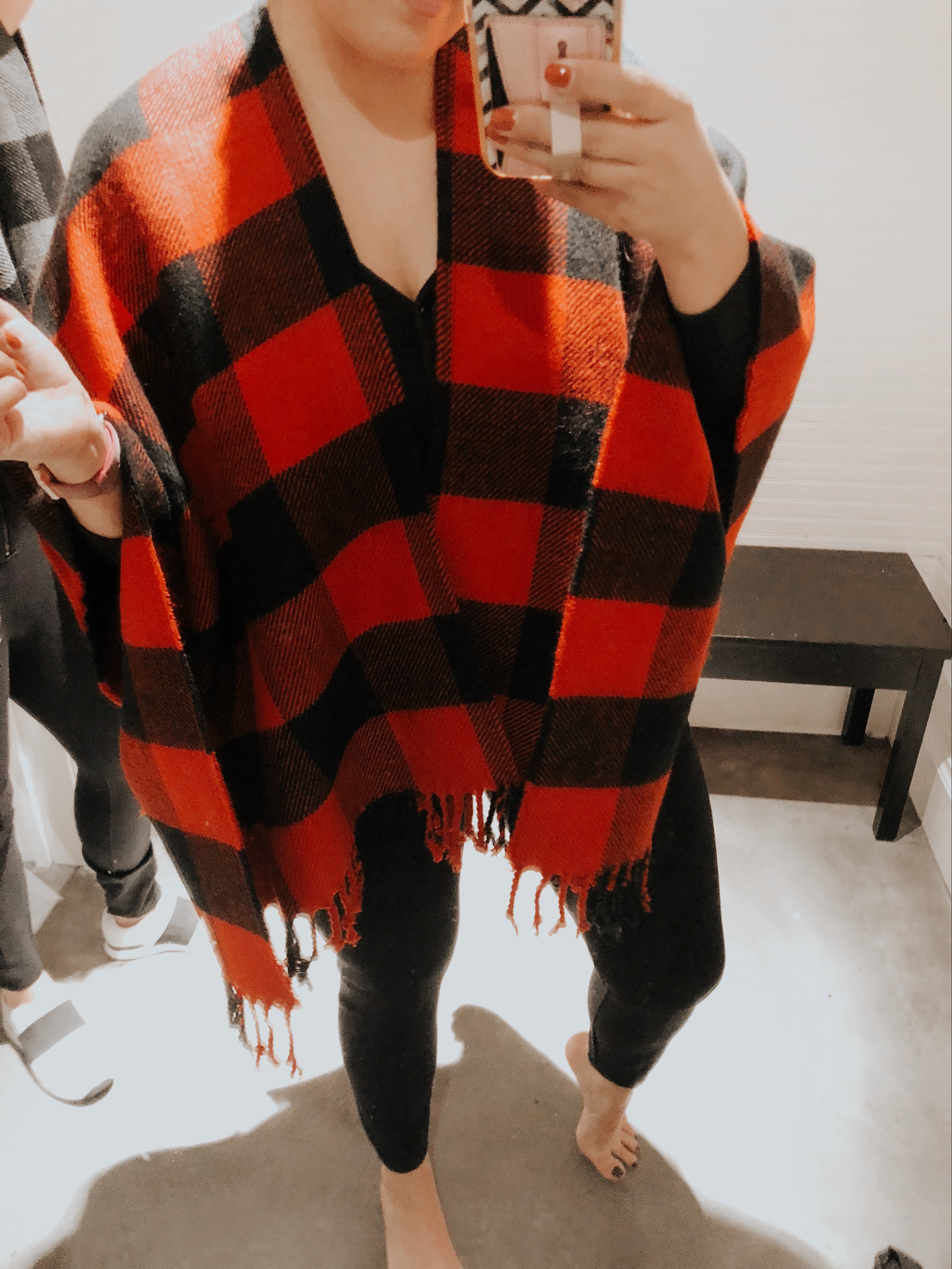 San Francisco Blogger, Ashley Zeal, from Two Peas in a Prada takes you inside the dressing room for an Abercombie Try On Session.