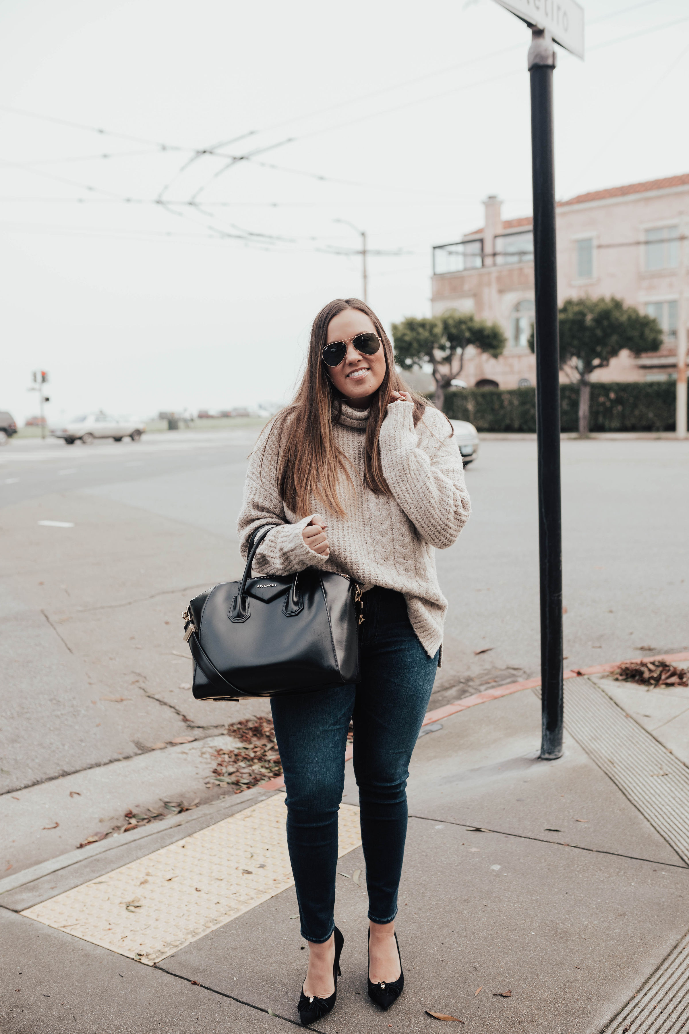 San Francisco blogger, Ashley Zeal, from Two Peas in a Prada shares her favorite jeans from the Evereve Denim Sale. All denim 15% off!