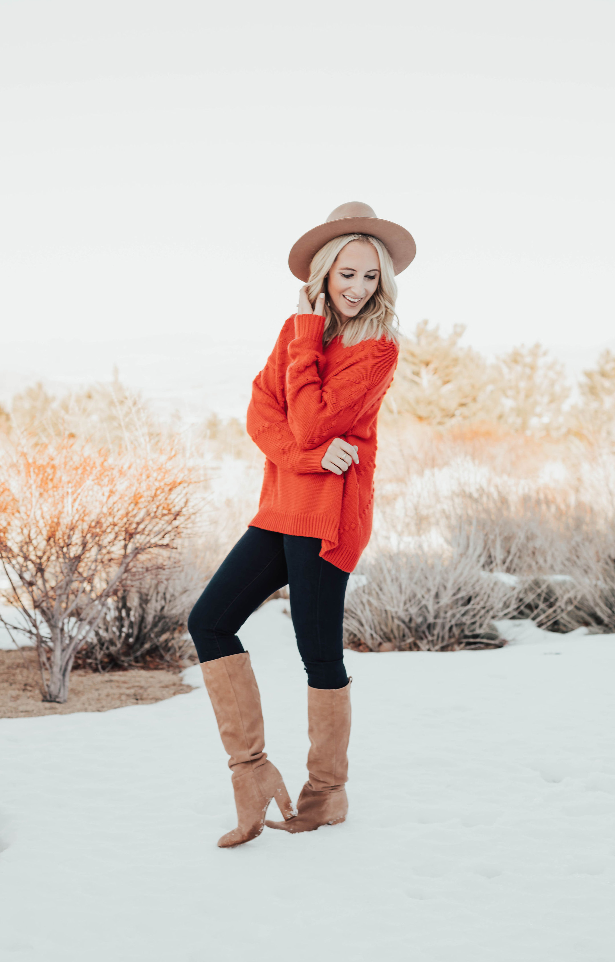 Reno, Nevada Blogger, Emily Farren Wieczorek of Two Peas in a Prada shares her favorite selects from the HUGE Evereve Denim Sale! 