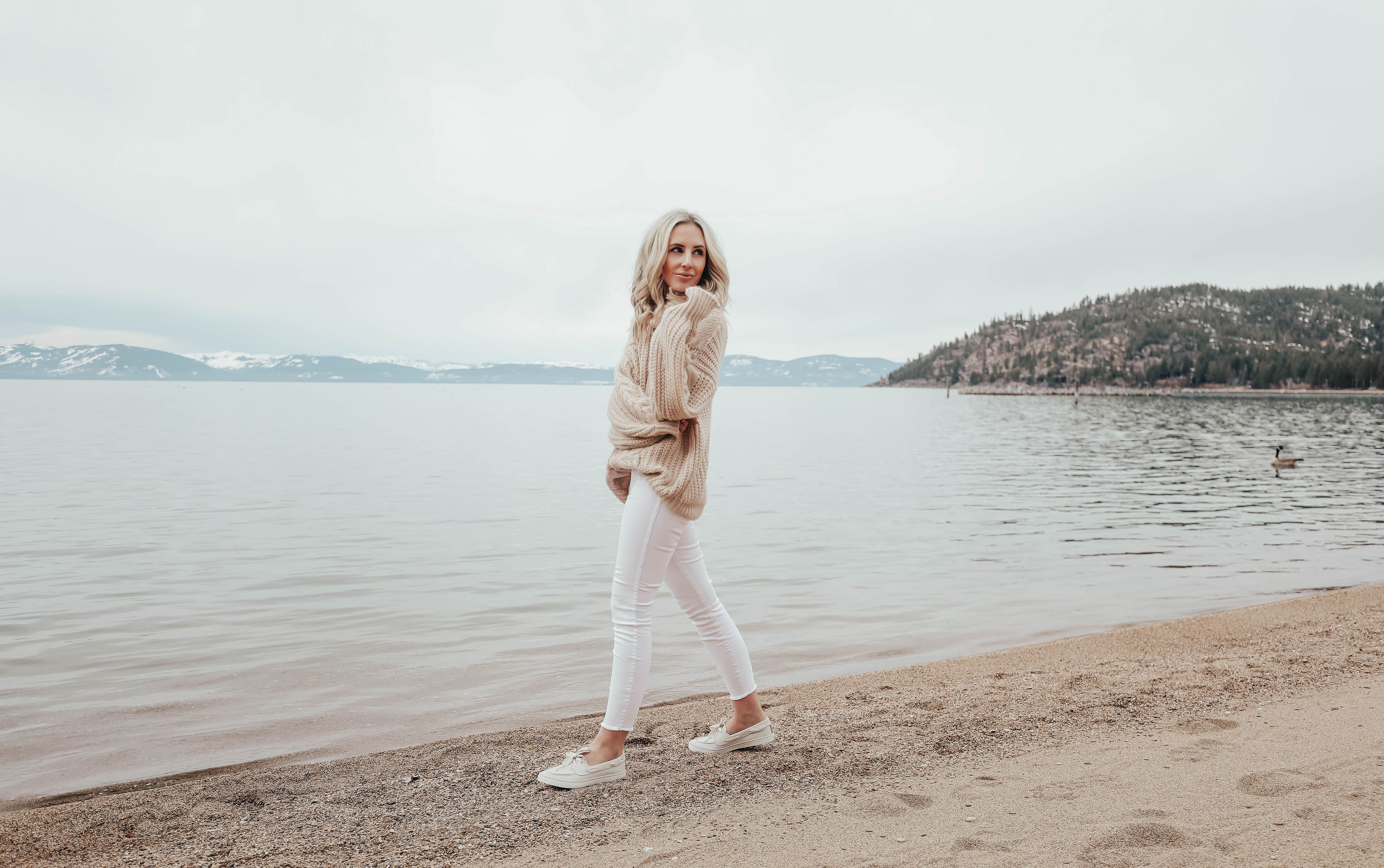 Reno Nevada Blogger, Emily Farren Wieczorek spends an afternoon at Glenbrook, Lake Tahoe wearing The Sperry Sailor Boat Shoe - a new take on a timeless classic