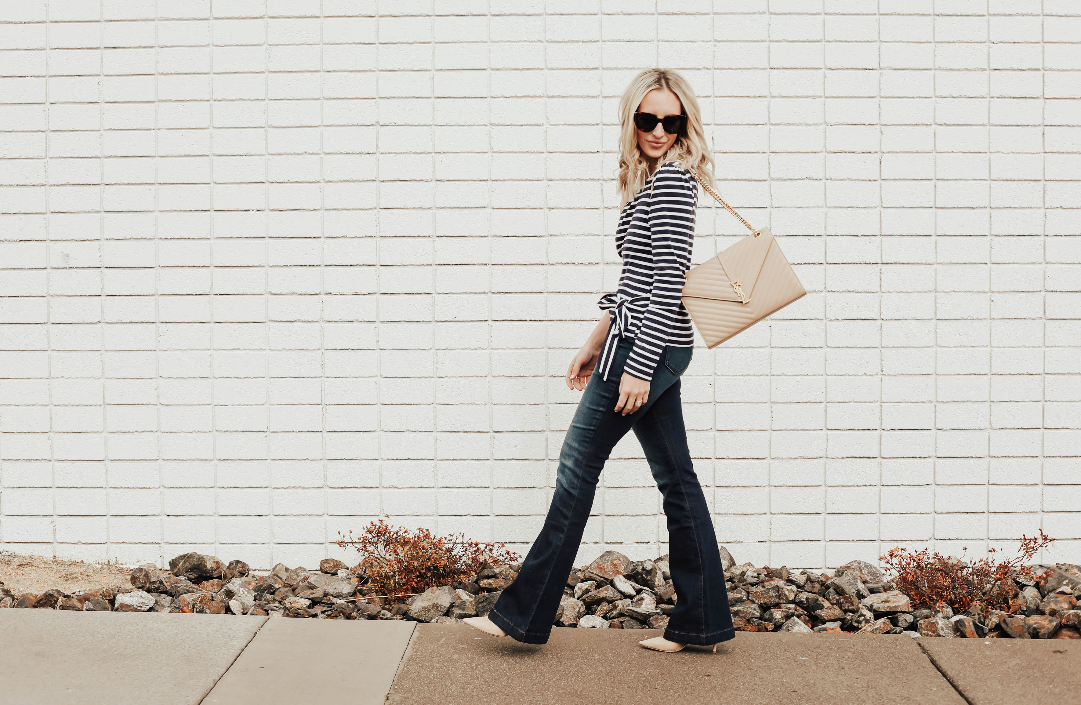 Reno, Nevada blogger, Emily Farren Wieczorek of Two Peas in a Prada shares outfits under $60 for spring with Sofia Jeans by Sofia Vergara available now at Walmart. 