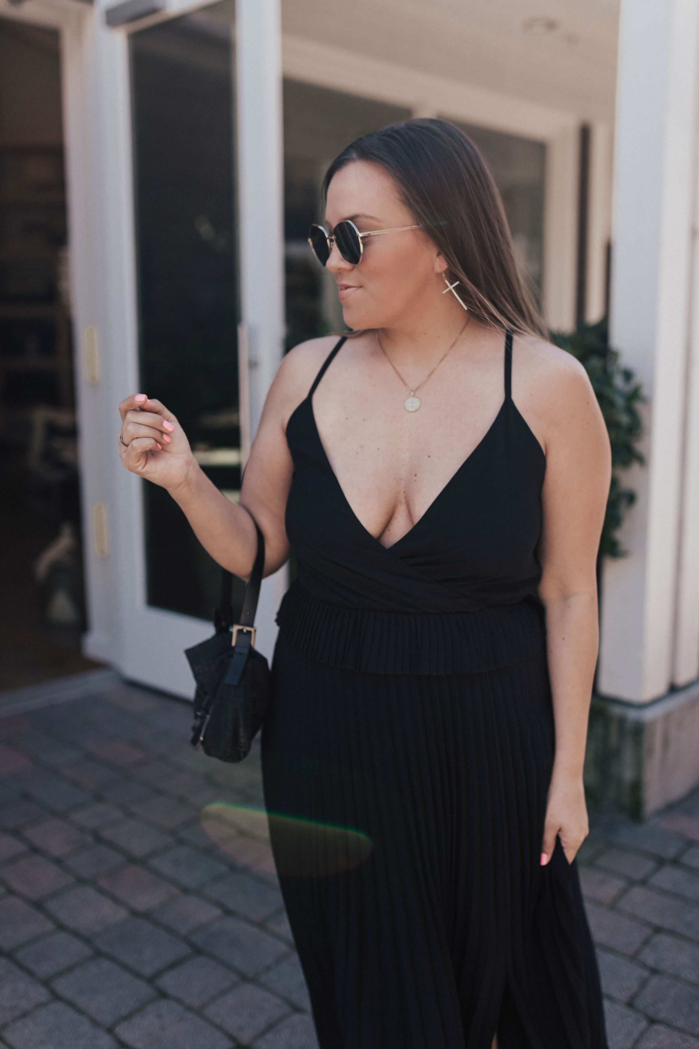 San Francisco blogger, Ashley Zeal, from Two Peas in a Prada shares her Amazon Favorites March. Featuring her favorite straws, makeup sponges and more!
