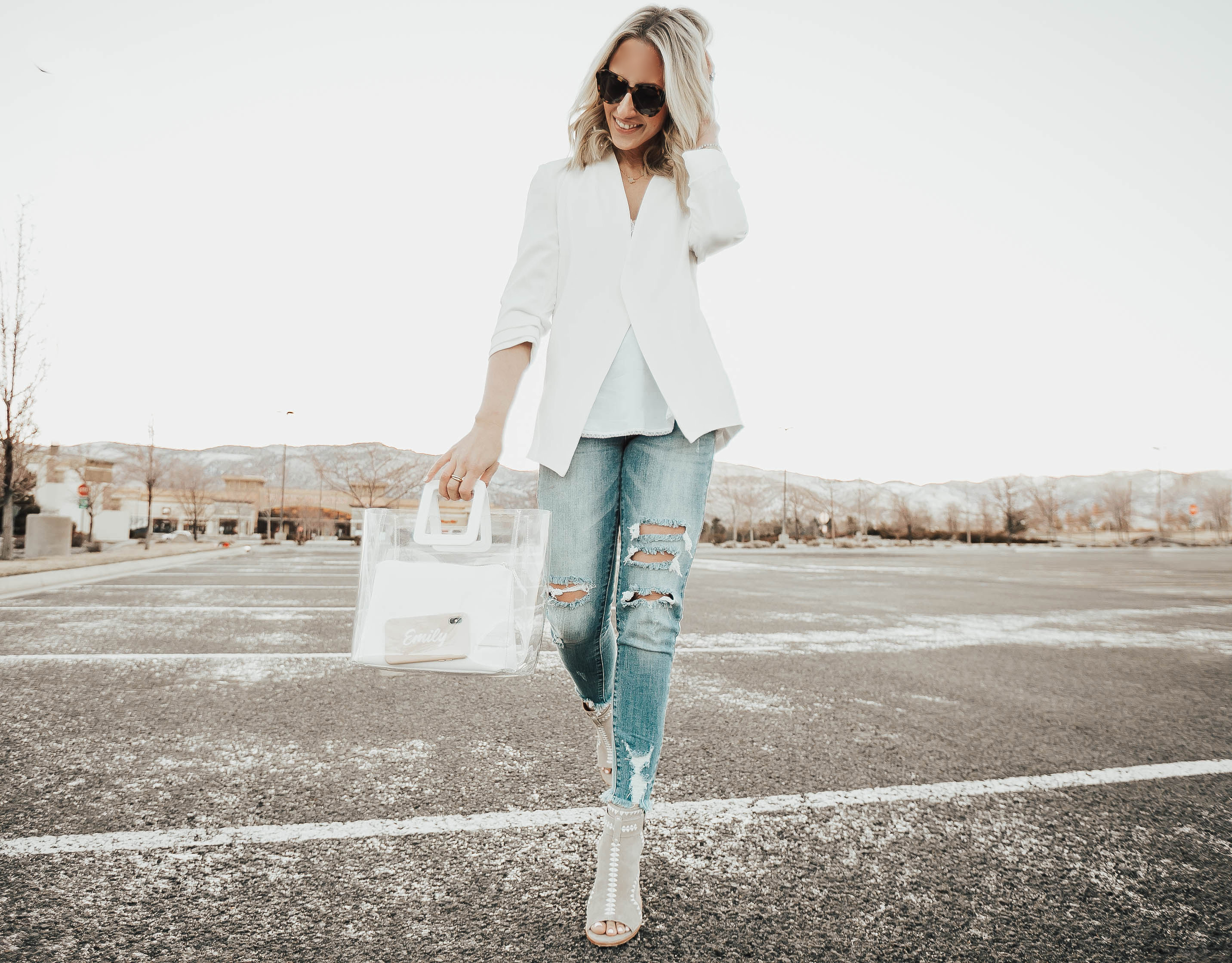 Reno, Nevada Blogger, Emily Farren Wieczorek shares her new favorite shoes - these Grey Embroidered Heels from Bernardo via Zappos.