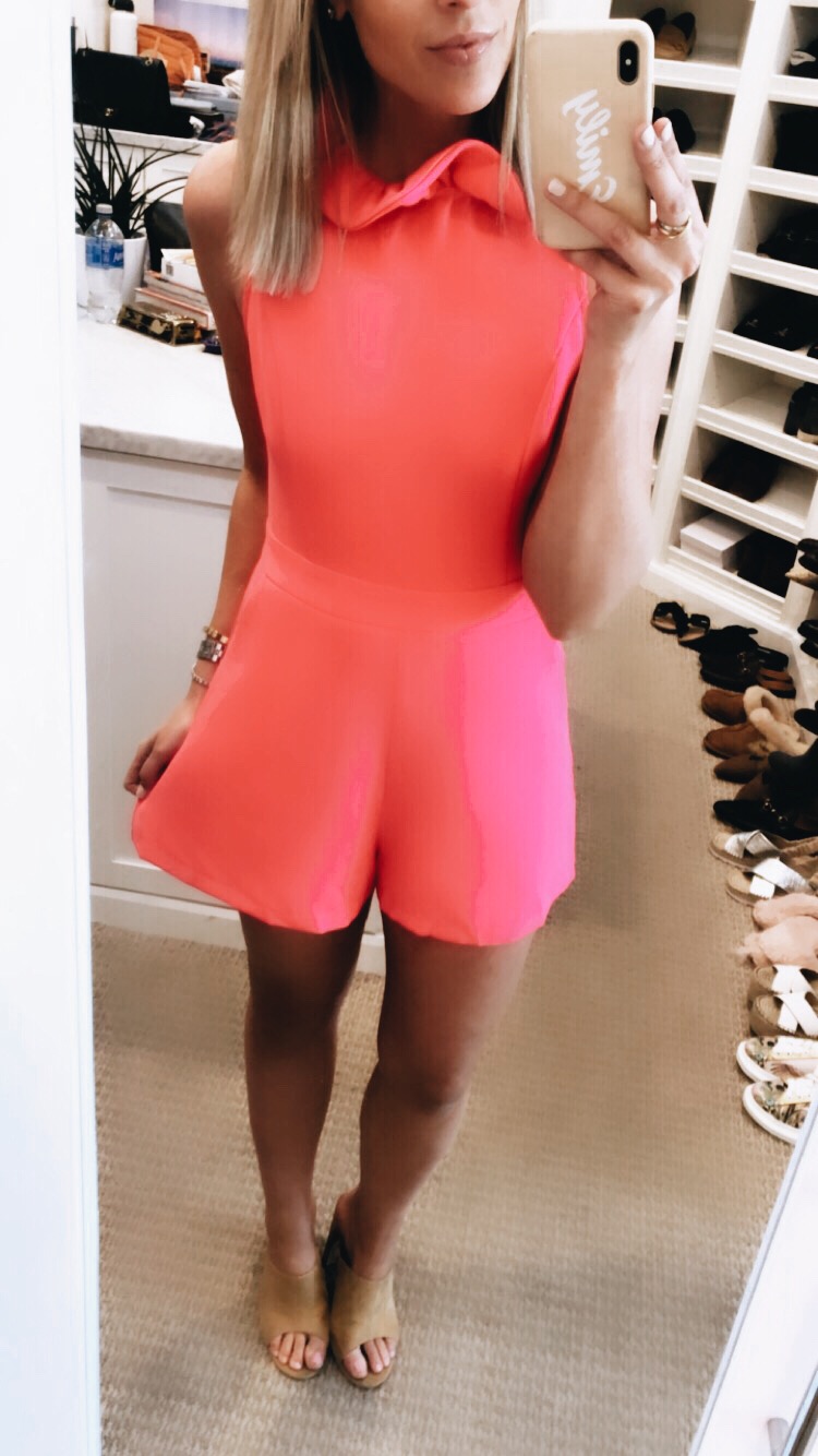Reno, Nevada Blogger, Emily Farren Wieczorek of Two Peas in a Prada shares amazing affordable deals from Red Dress Boutique in her April Red Dress Try On