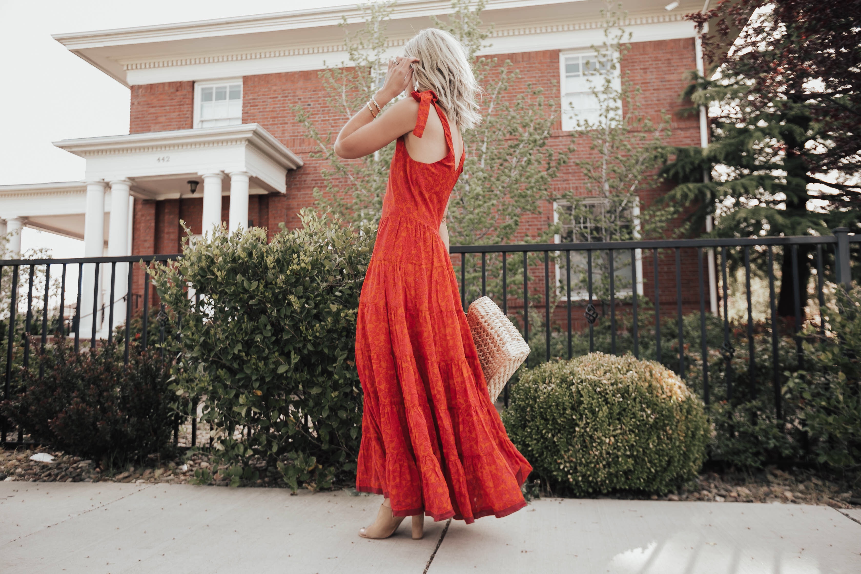 Reno, Nevada Blogger, Emily Farren Wieczorek of the fashion blog, Two Peas in a Prada talks about the amazing Evereve Mother's Day sale! 