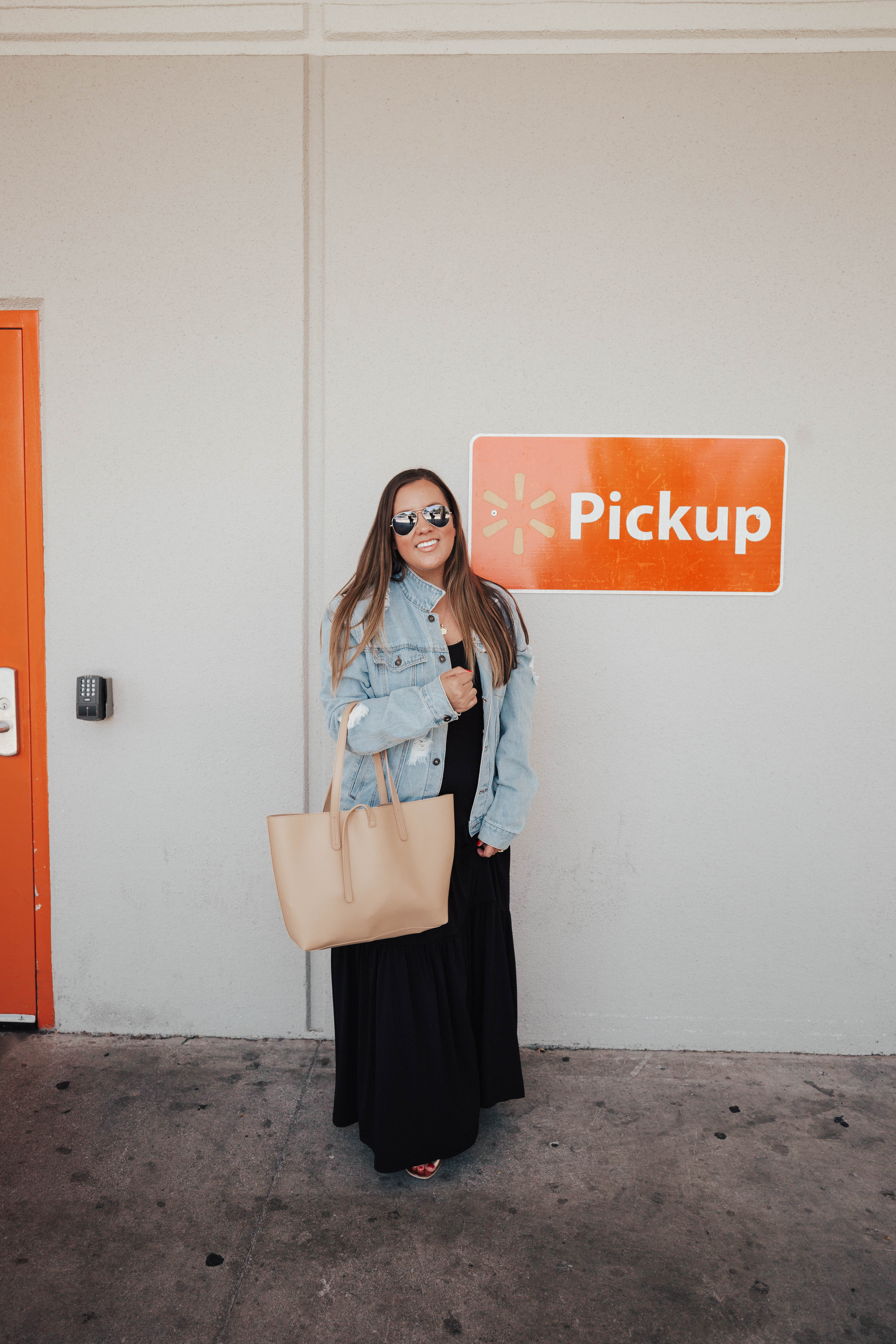 San Francisco blogger, Ashley Zeal, from Two Peas in a Prada shares her experience with Walmart Grocery Pickup. She is breaking down all the steps and how to place your first order.