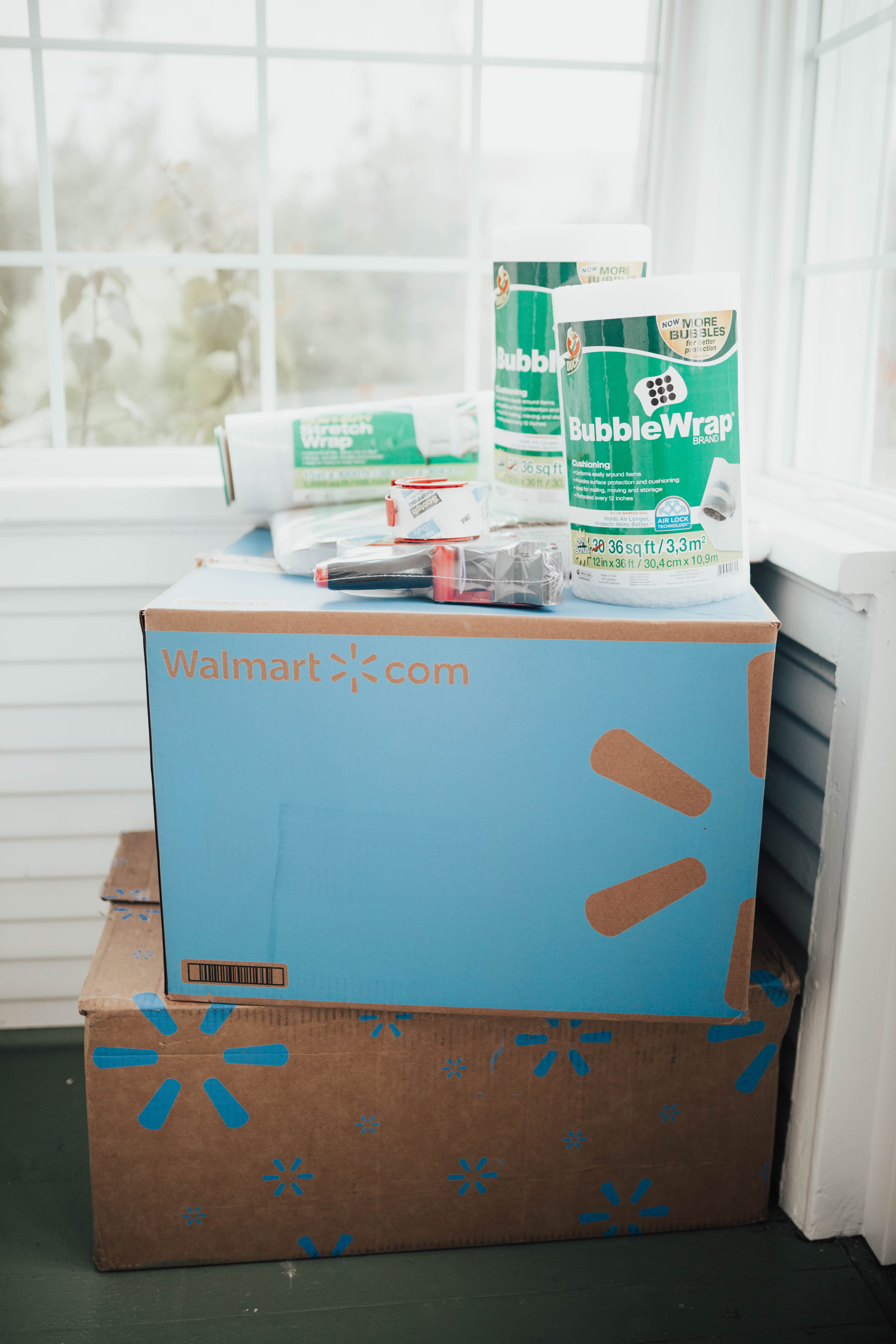 San Francisco blogger Ashley Zeal from Two Peas in a Prada shares how Walmart Next Day Shipping is helping her from her move from San Francisco to Reno. 