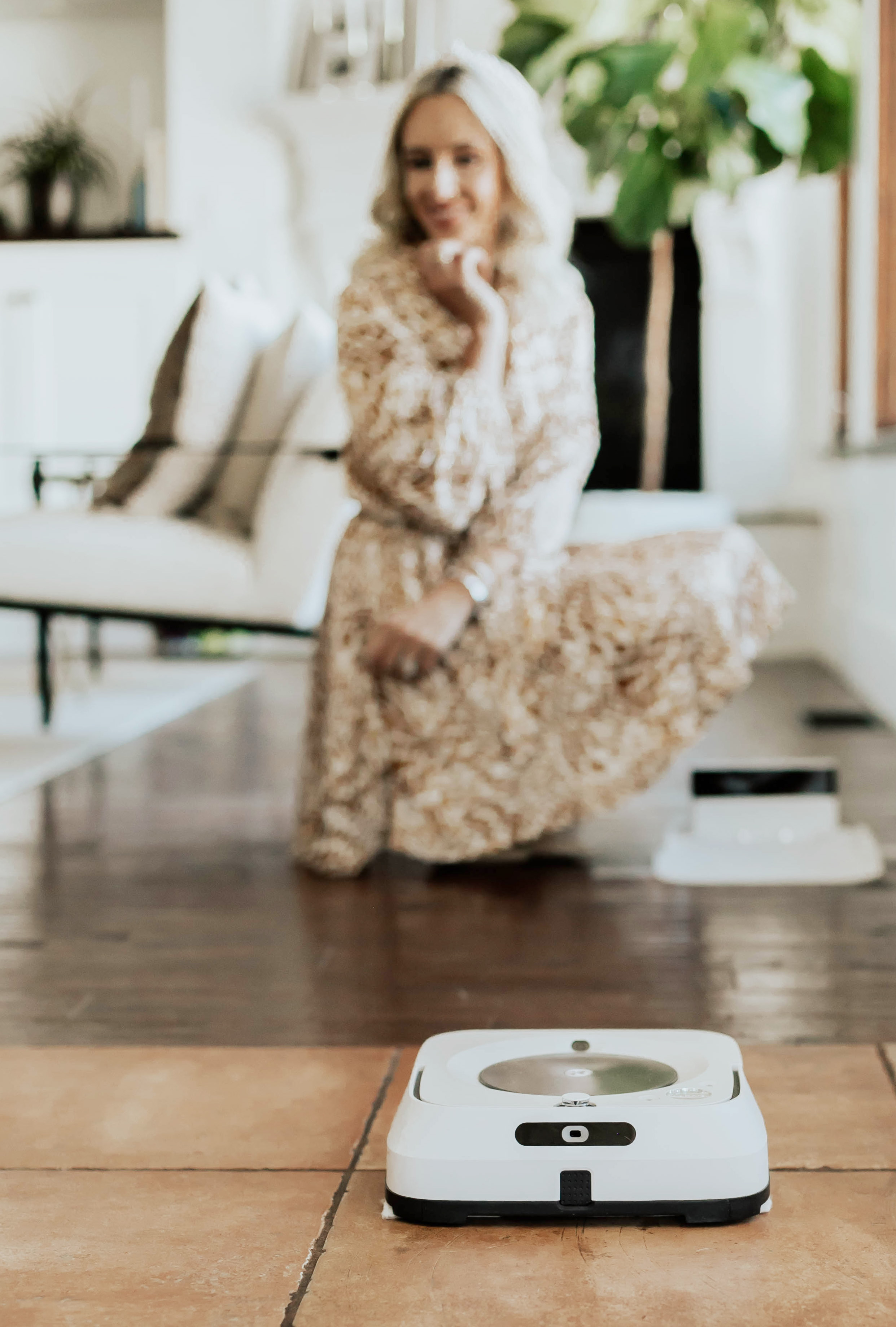 Reno Nevada Blogger, Emily Farren Wieczorek, shares the product that is giving her back her time... the IRobot Braava Jet 
