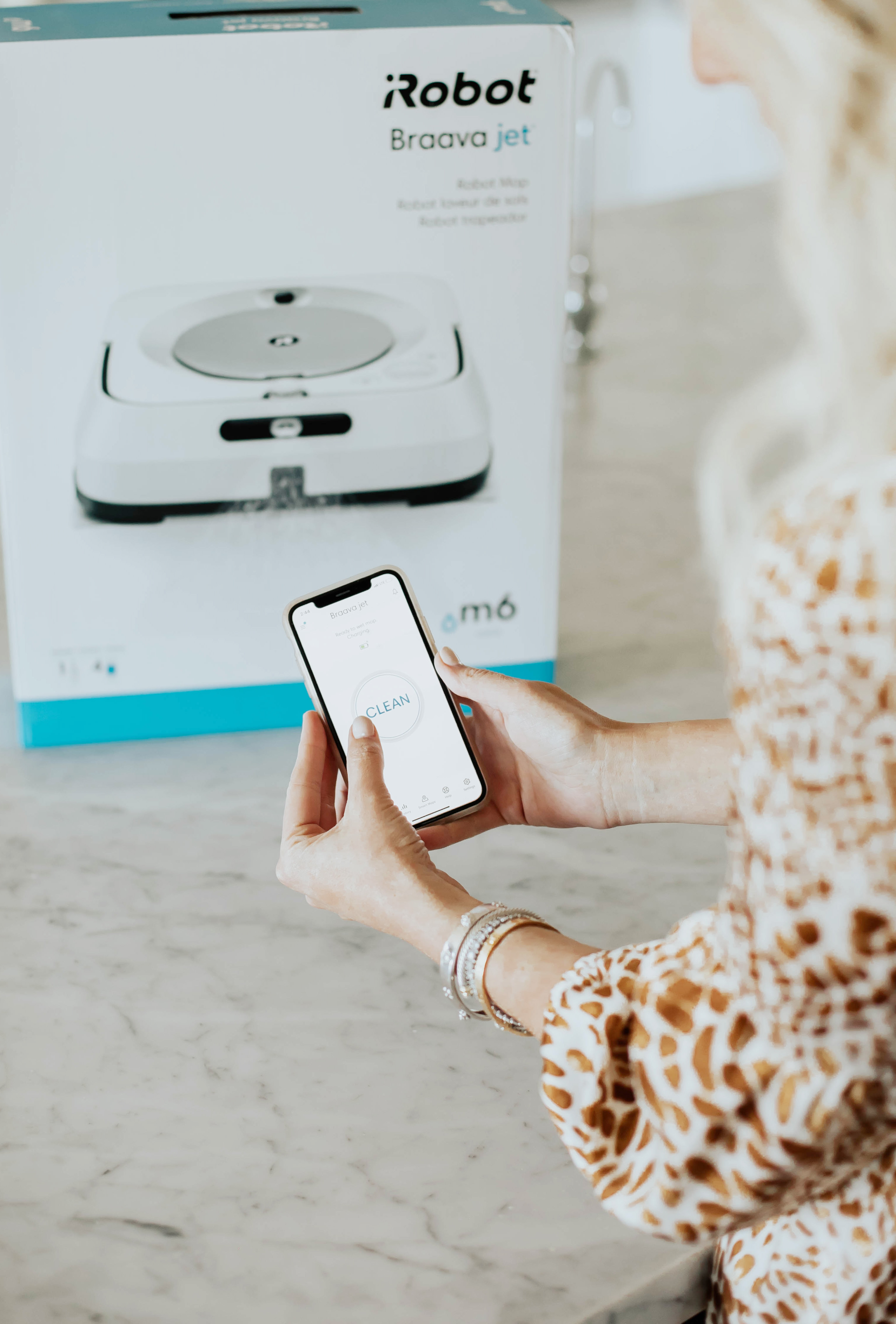 Reno Nevada Blogger, Emily Farren Wieczorek, shares the product that is giving her back her time... the IRobot Braava Jet 