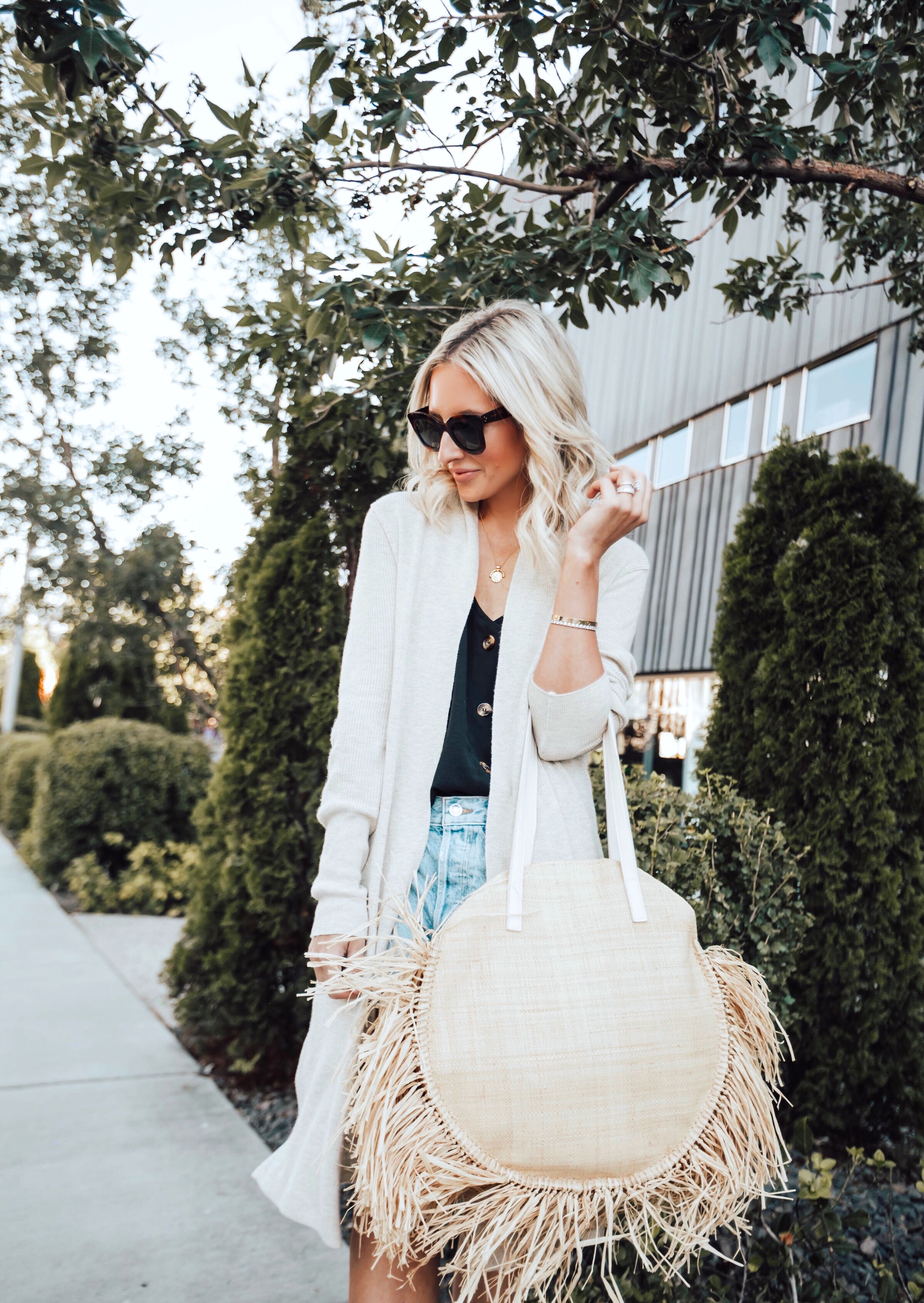 Reno Nevada blogger, Emily Farren Wieczorek of Two Peas in a Prada shares all her favorite items Still In Stock From The Nordstrom Sale! 