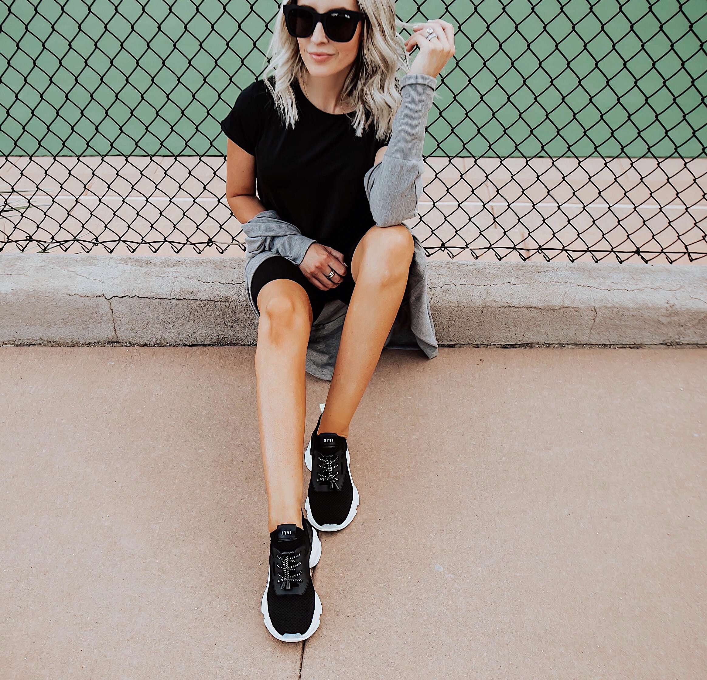 Reno Nevada Blogger, Emily Farren Wieczorek trades in her jean shorts for Bike Shorts and talks about the time she let her blog partner, Ashley, choose her outfit! 
