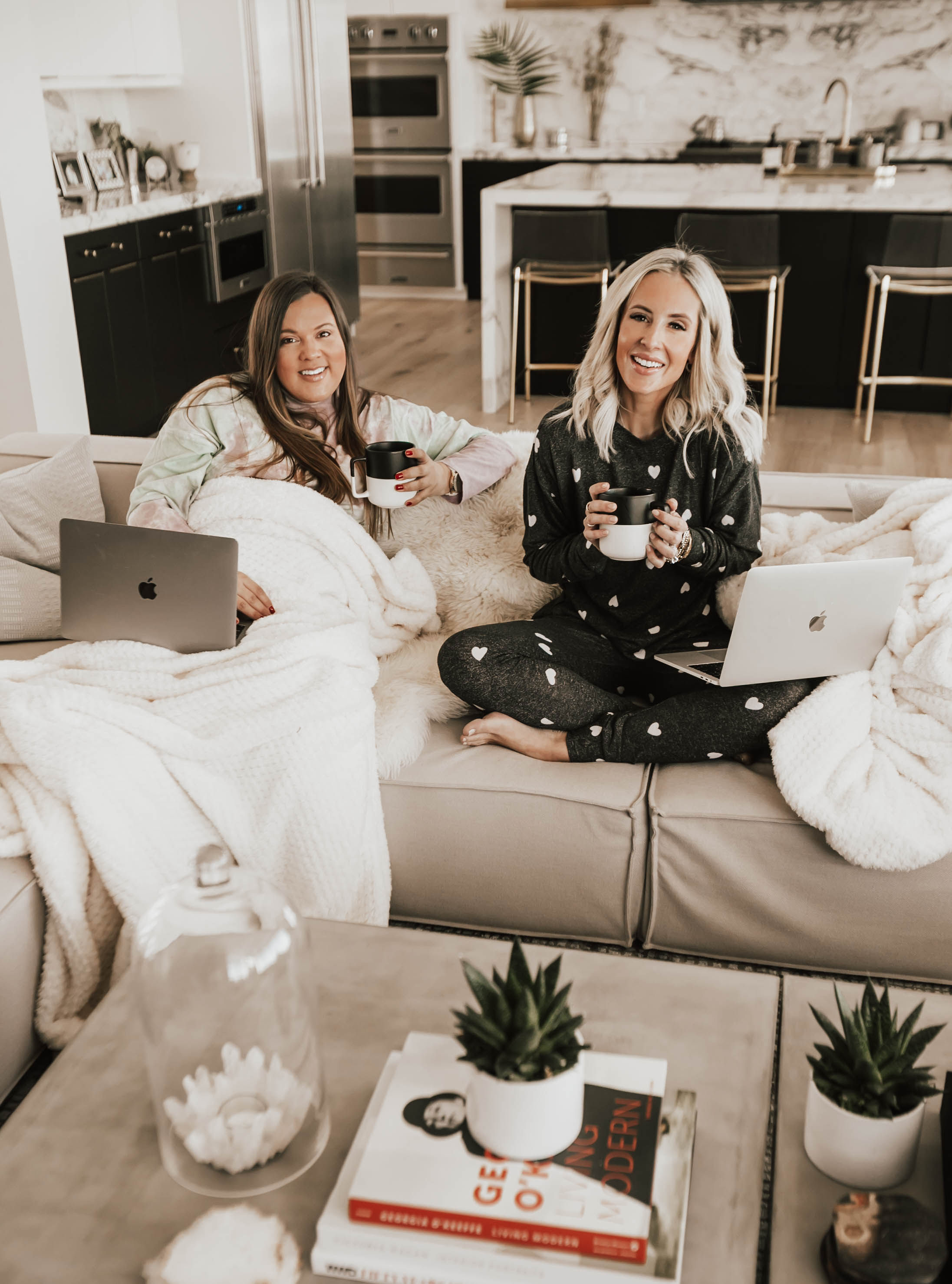 Reno bloggers, Ashley Zeal and Emily Wieczorek from Two Peas in a Prada share their favorite new loungewear from Nordstrom. 