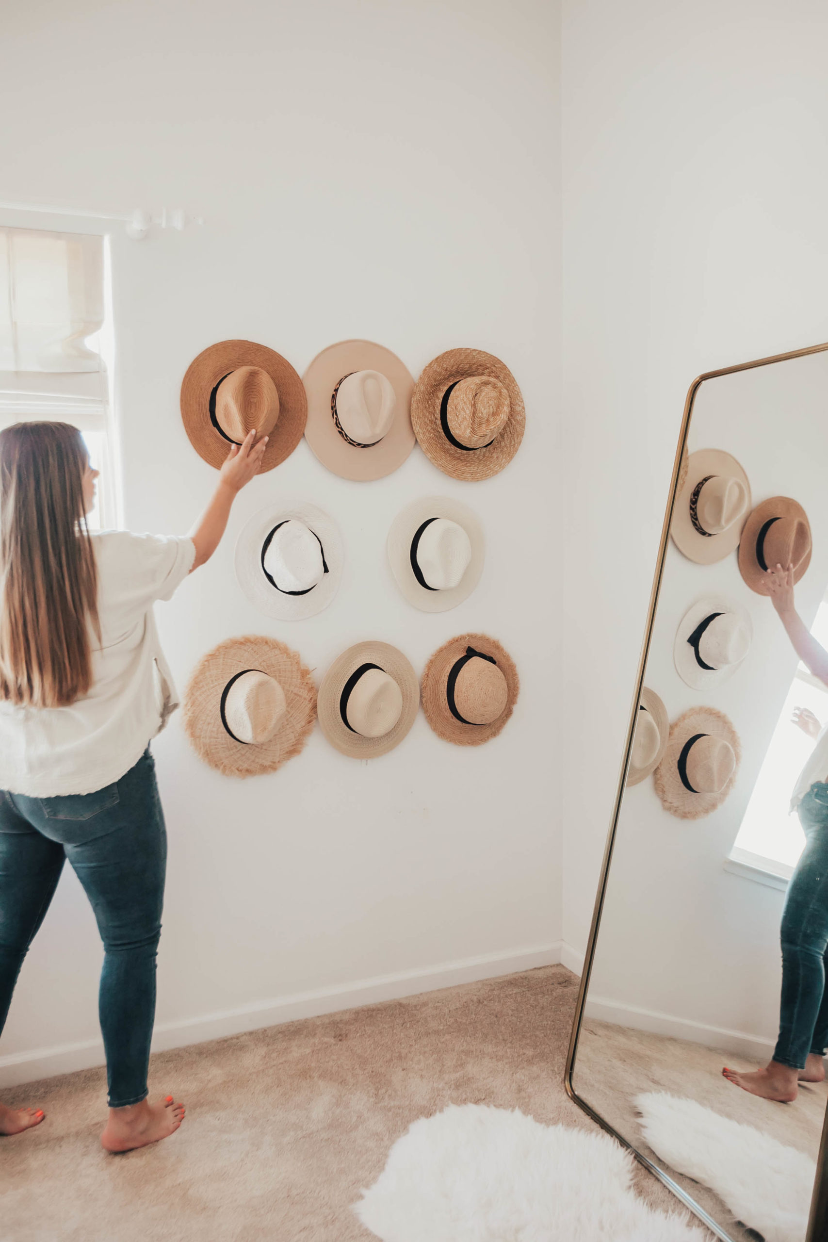 Reno blogger, Ashley Zeal, from Two Peas in a Prada partners with eBay to create a DIY Hat Wall featuring the Bosch Laser Level. 
